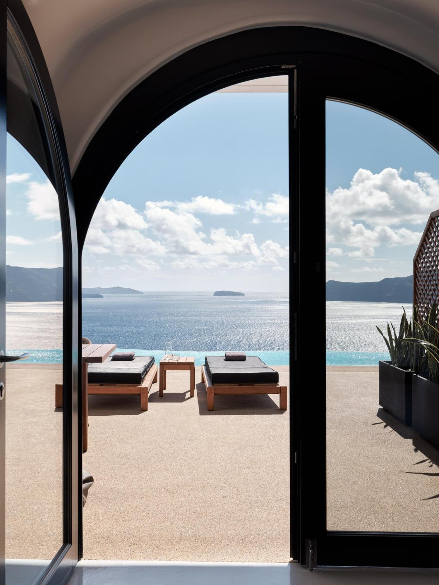 Olvos Luxury Suites Oia  Exterior photo